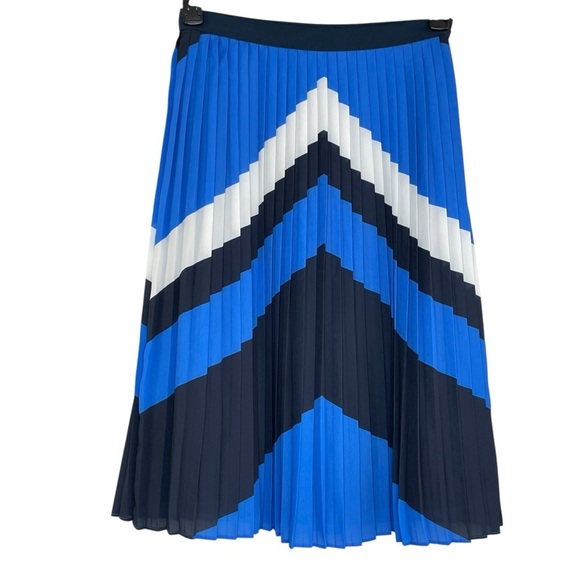 BANANA REPUBLIC Geometric Blue, Black and White Pleated Midi
 Skirt Petite Sz. 2 - Picture 1 of 9